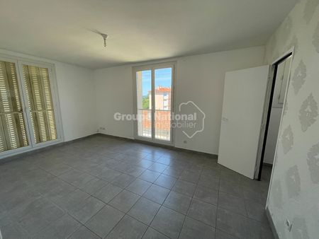 Appartement 2ème étage situé à Valréas, - Photo 5