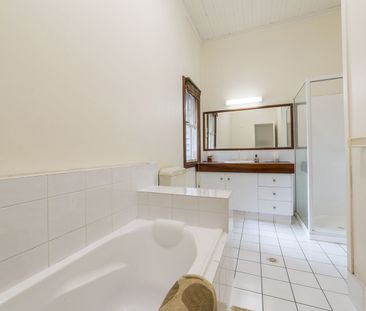 189 James Street, New Farm QLD 4005 - House For Rent | Domain - Photo 6