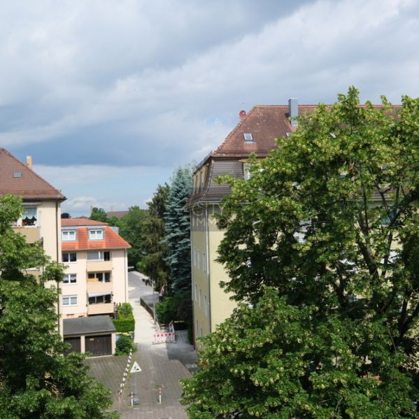 Einziehen und Wohlfühlen – helle + moderne 3-Zi. Wohnung in top Lage mit TG-Stellplatz – Stadtpark - Foto 1