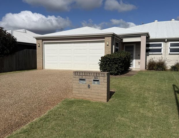 Spacious & Modern Living in Quiet Middle Ridge Cul-de-Sac - Photo 1