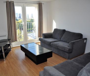 2 bedroom flat to rent - Photo 3