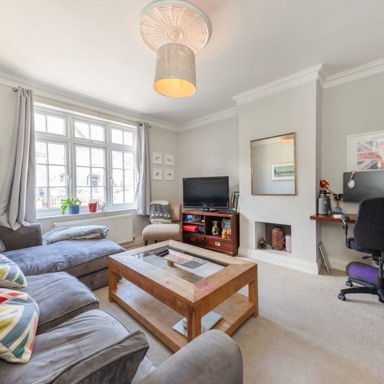 Swaby Road, SW18 3PX, London - Photo 1