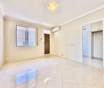 Modern 1-Bedroom Unit in Convenient Location - Photo 1