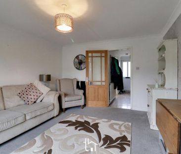 2 bedroom semi-detached house to rent - Photo 2