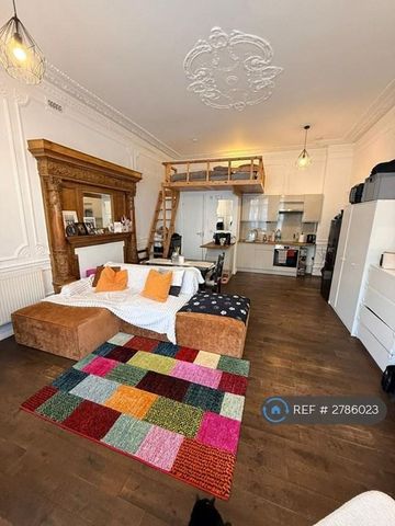 Studio to rent - Photo 3