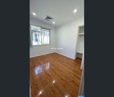 " 3-bedrooms brick veneer home that's ready to move in" - Photo 5