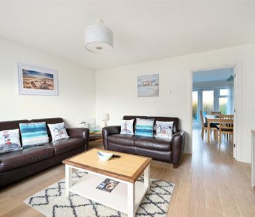 3 bedroom semi-detached house to rent - Photo 1