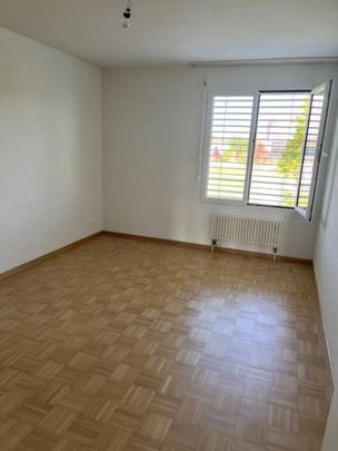 Profitez d'un spacieux 4,5 pièces lumineux dans un quartier paisible - Photo 1