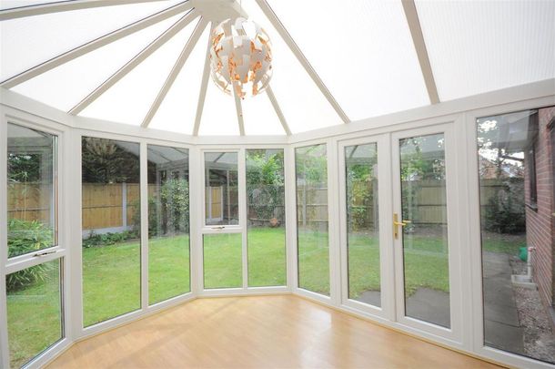 3 bedroom detached house to rent - Photo 1