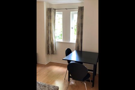 1 Bed Flat, Boat Green, EH3 - Photo 2