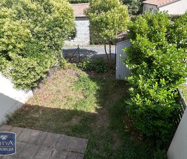 Location Maison 3 pièces 76m² VAYRES 33870 - Photo 2