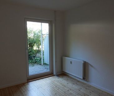 Neue Wohnung, neues Glück! Individuelle 2-Zimmer-Wohnung mit Terrasse - Photo 2