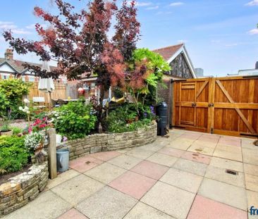 2 bedroom ground floor flat to rent - Photo 4