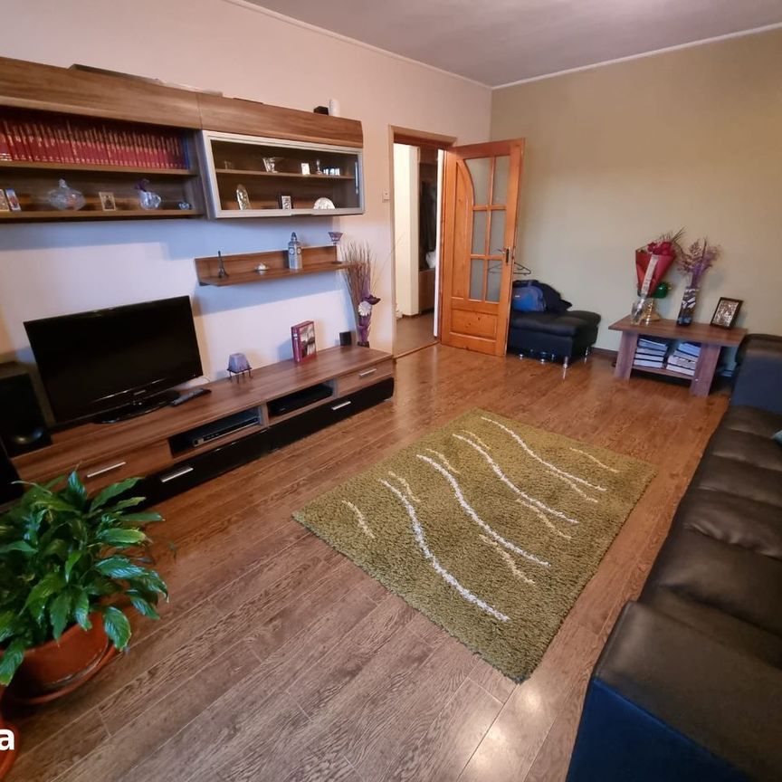 Inchiriere apartament 3 camere, in Ploiesti, zona Paltinis - Photo 1