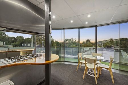 Maraetai, Unique With View, 3 Bedrooms - Photo 5