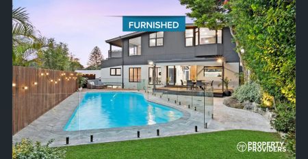 Experience the perfect luxury five-bedroom home in Balgowlah Heights! - Photo 2