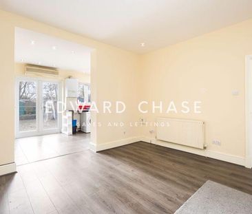 4 bedroom terraced house to rent - Photo 6