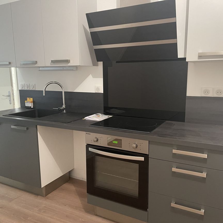 Location Appartement 2 pièces 31m² RIOM 63200 - Photo 1