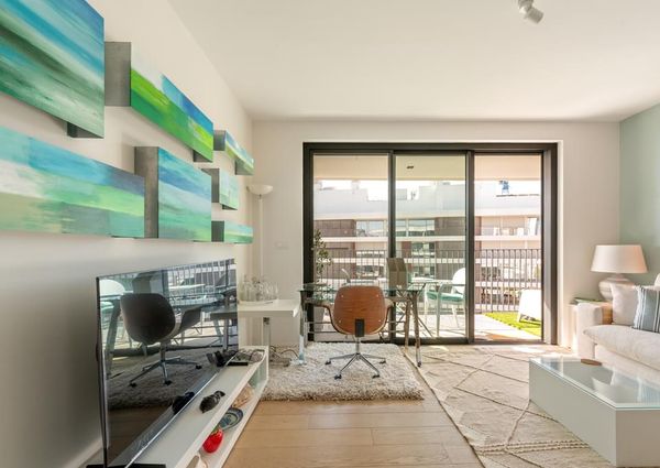 1 Bedroom Apartment with swimming pool, Miraflores, Oeiras