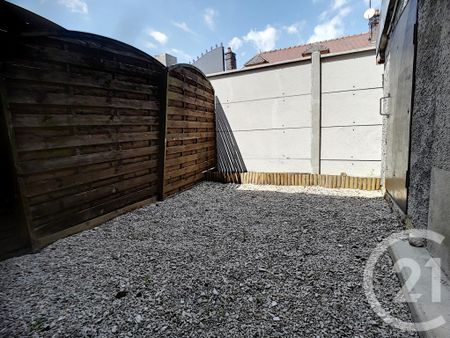 Location Appartement 3 pièces 43m² LA CHAPELLE ST LUC 10600 - Photo 4