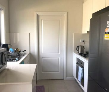 Modern & Private Two-Bedroom Granny Flat in Sought-After Location - Photo 3