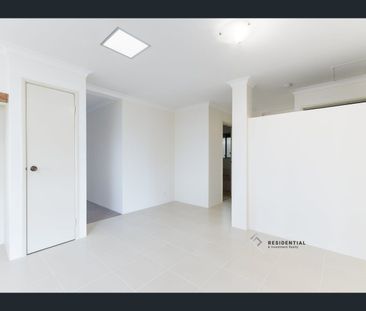 41 Threadleaf Way, Mirrabooka, WA 6061 - Photo 4