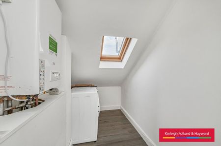 3 bedroom flat to rent - Photo 3