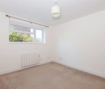 Lansdowne Road, Worthing - Photo 6
