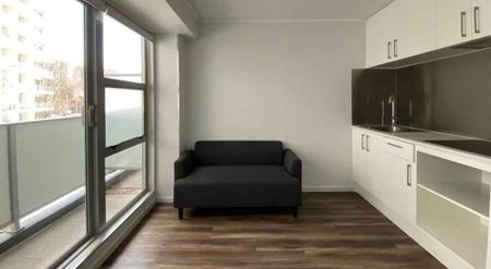 Modern 2 Bedroom Apartment – 430 Volt Apartments - Photo 3