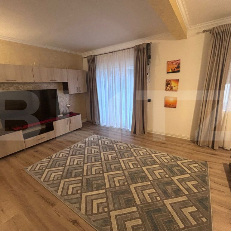 Casa 4 camere, 120 mp, zona Ford - Fotografie 1