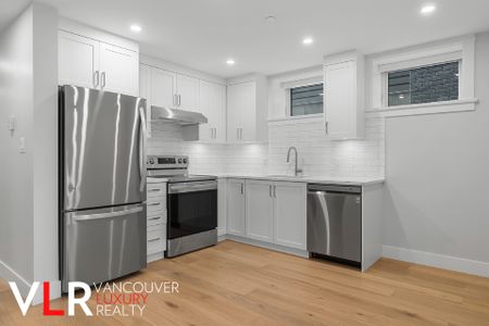 Garden Suite Level in Vancouver East Side, BC - Photo 4