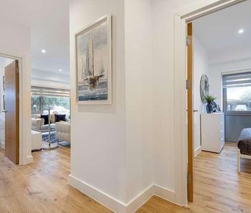 Henley-on-thames, Oxfordshire, RG9 - Photo 1