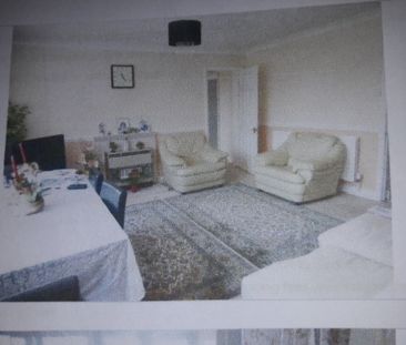 2 Bed Flat, Gill Ave, BS16 - Photo 2