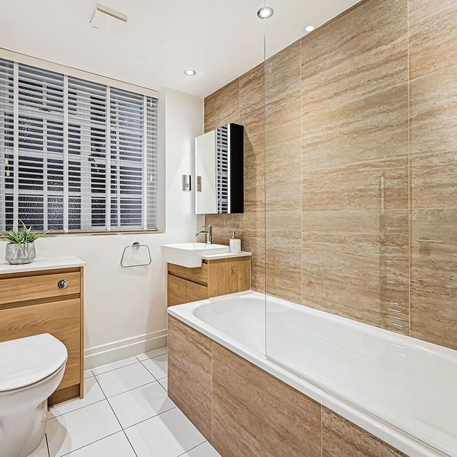 2 bedroom flat to rent - Photo 1