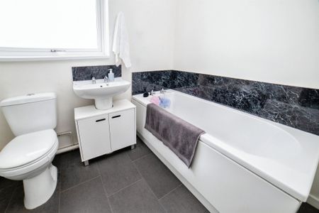 MainStreet, SouthNormanton, ALFRETON - Photo 3