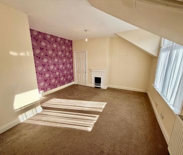 2 bedroom terraced house to rent - Photo 4