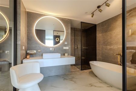 Exclusief appartement te huur in het hart van Antwerpen met panoramisch uitzicht! - Foto 2