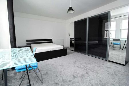 3 bedroom house share to rent - Photo 3