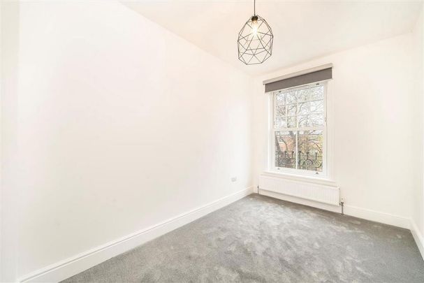 6 bedroom flat to rent - Photo 1