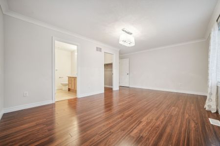 For Lease - 2097 Tovell Drive, Oakville, Ontario - Photo 2