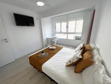 Carrer Poeta Artola, Valencia, Valencian Community 46021 - Photo 4