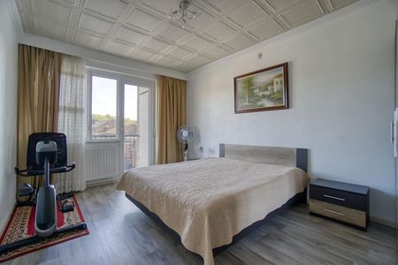 Appartement te huur - Foto 3