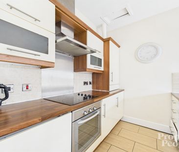 APT 3, 16 Glandore Avenue, Belfast, BT15 3FB - Photo 3