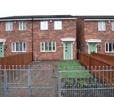 3 Bedroom End of Terrace - Photo 6