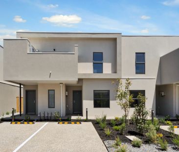 Spacious 2 Bedroom Unit - Photo 6
