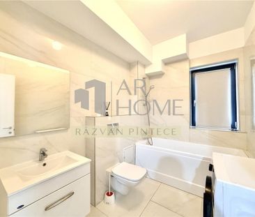 Garsoniera spatioasa, de lux, parcare, zona Vest Ploiesti - Photo 1
