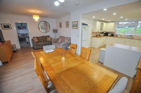 Lacy Drive, Wimborne, BH21 - Photo 2