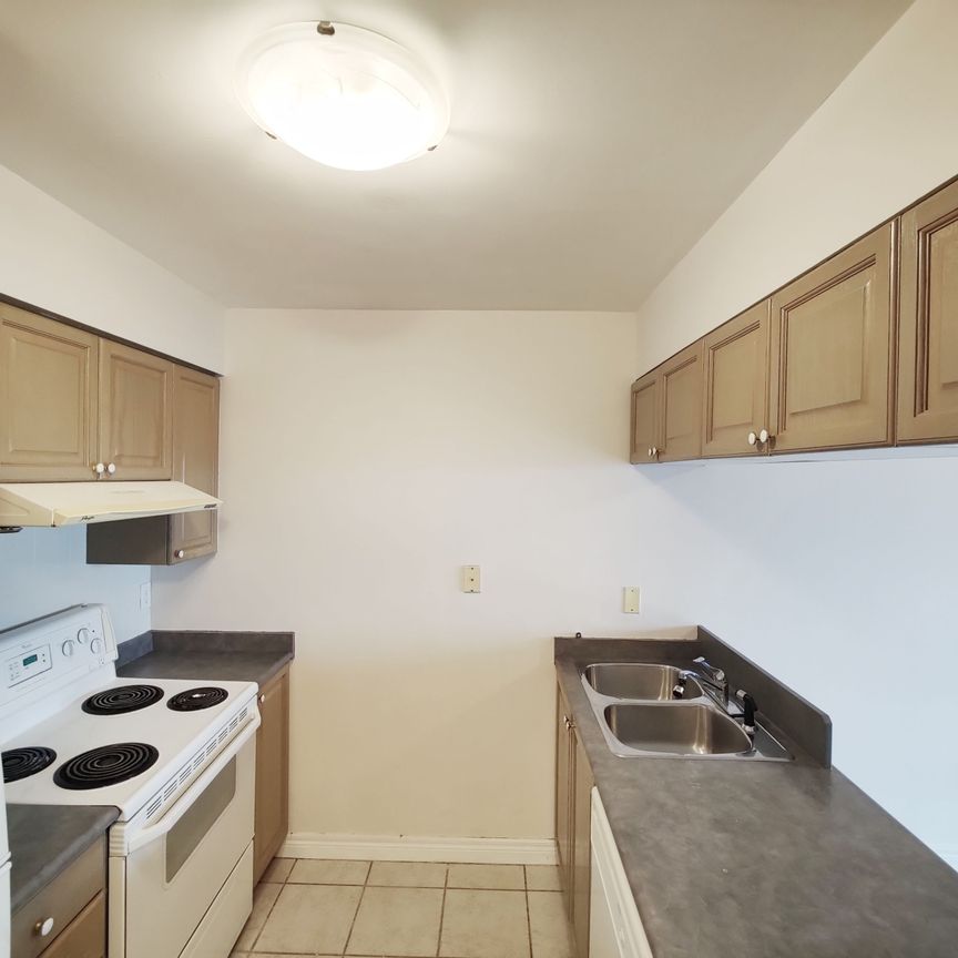 For Lease - 28 Empress Avenue Unit# 1910, Toronto, Ontario - Photo 1