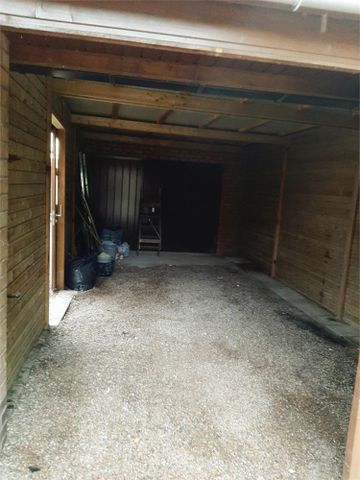 Alleenstaande woning met een zonnige tuin - Foto 5