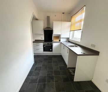 2 bedroom property to rent - Photo 6